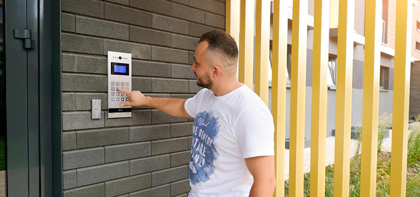 Locksmith Company For Smart Lock System Installation in Carpinteria, California